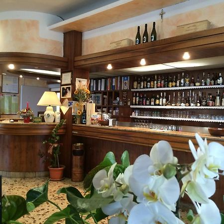 Hotel Marchina Brescia Luaran gambar