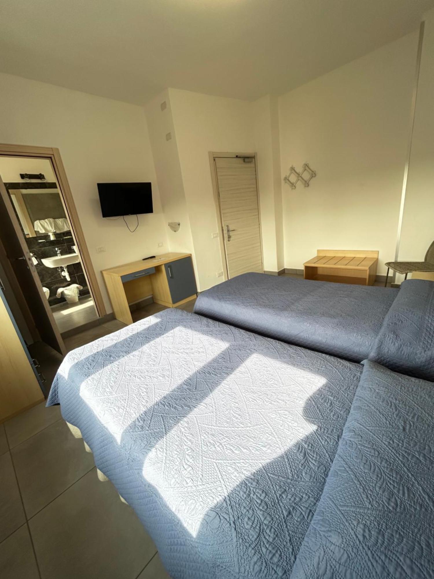 Hotel Marchina Brescia Luaran gambar