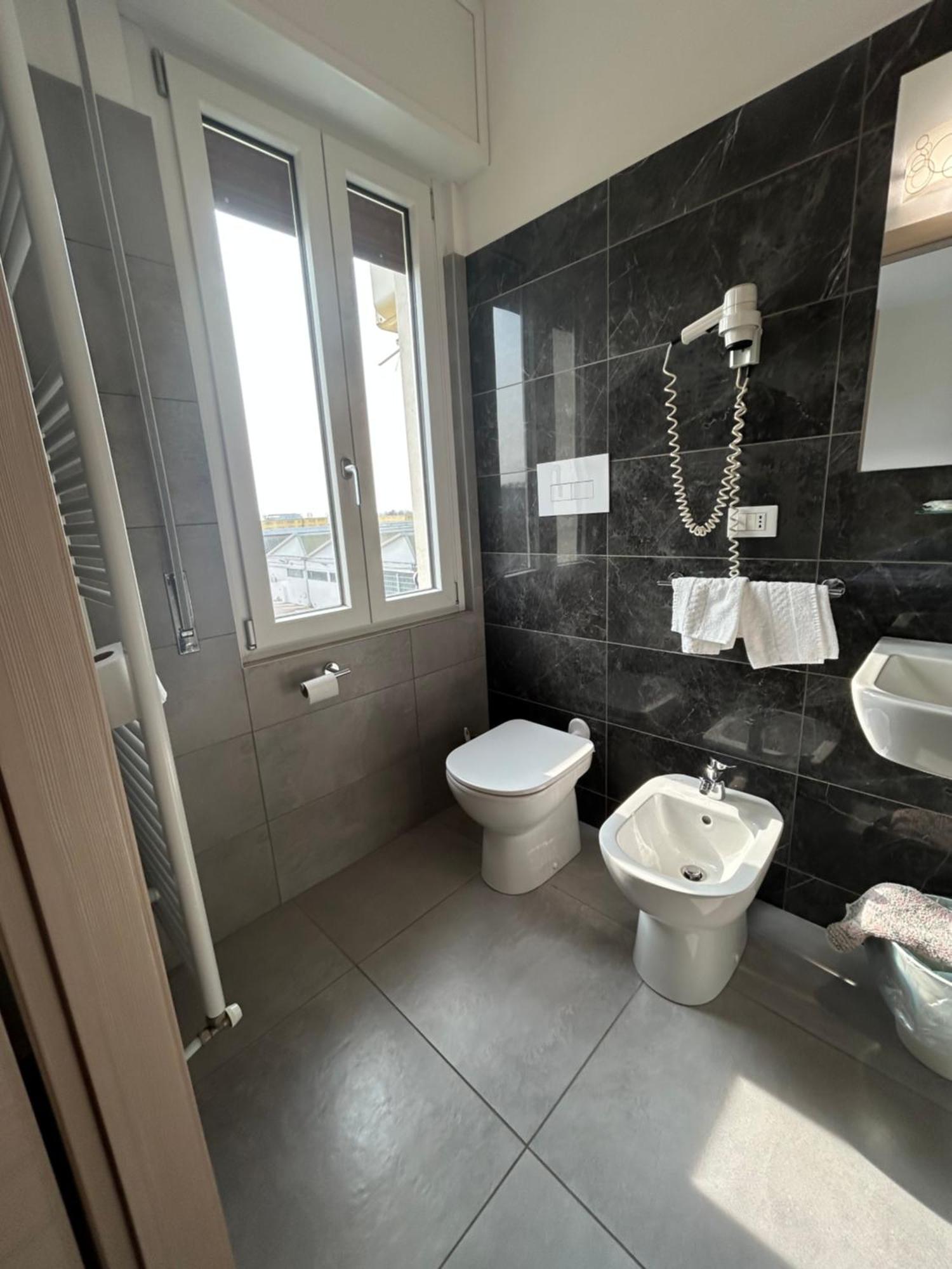 Hotel Marchina Brescia Luaran gambar