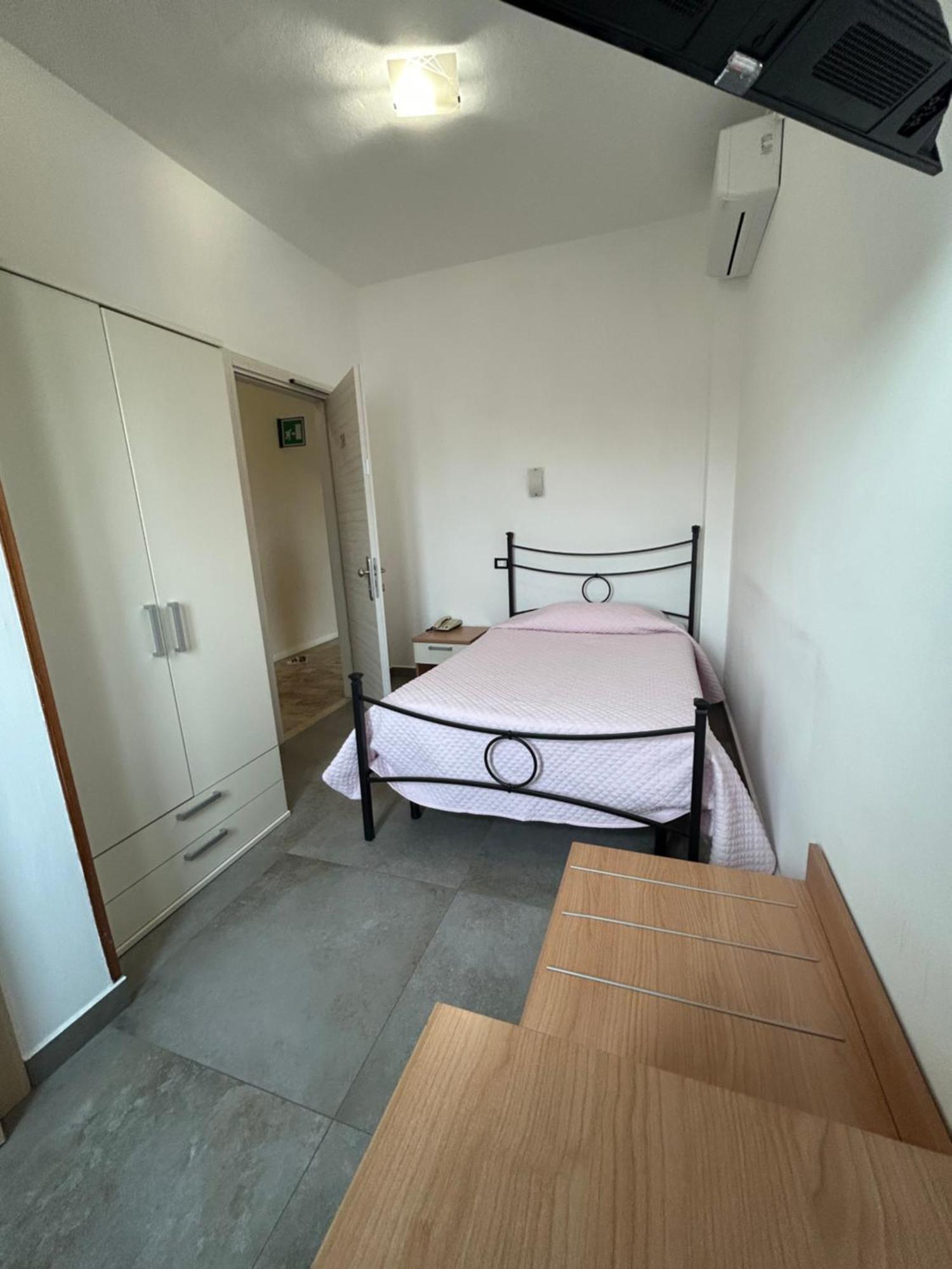 Hotel Marchina Brescia Luaran gambar