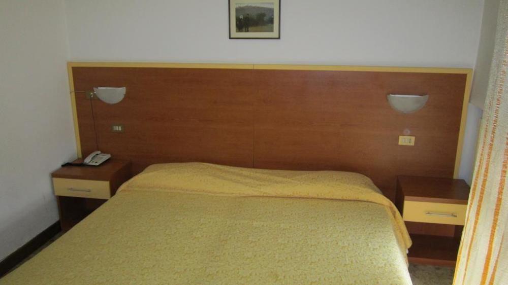 Hotel Marchina Brescia Luaran gambar