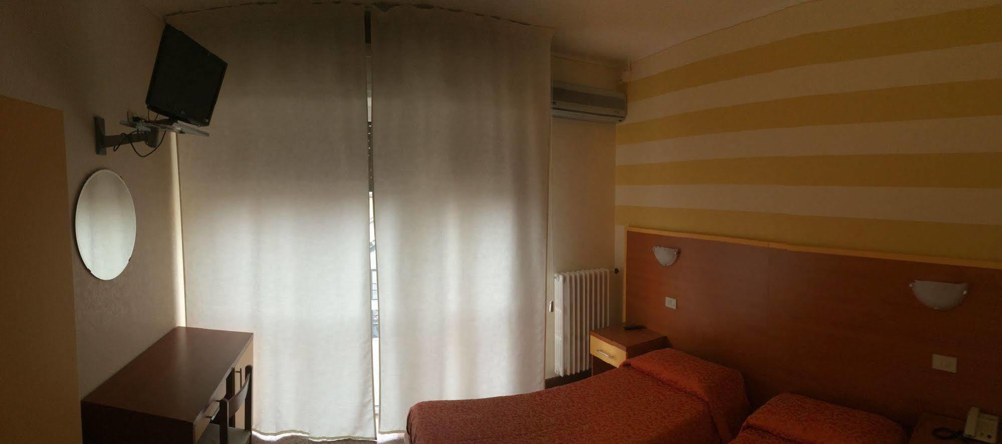 Hotel Marchina Brescia Luaran gambar